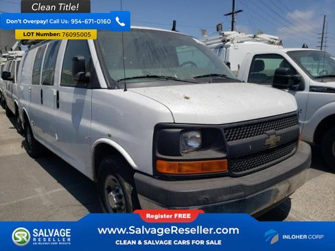Used 2014 Chevrolet Express 2500 w/ Cold Climate Package RWD image 5
