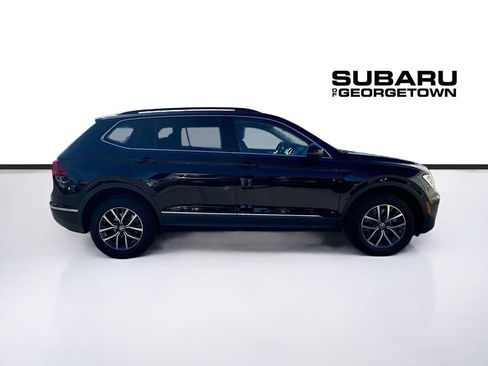 Used 2020 Volkswagen Tiguan SE image 8