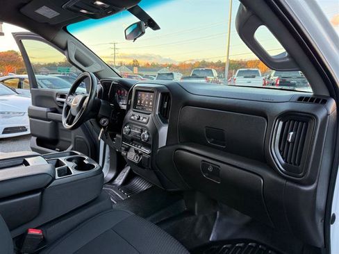 Used 2022 GMC Sierra 3500 Pro w/ Convenience Package image 14