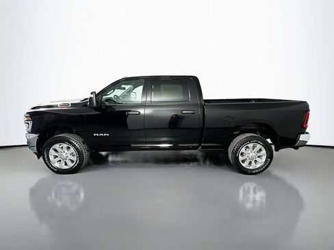 New 2026 RAM 2500 Big Horn AWD/4WD image 4