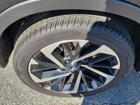 Used 2024 Mitsubishi Outlander SE image 7