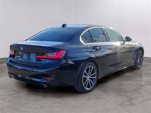 Used 2020 BMW 330i xDrive Sedan w/ Driving Assistance Package image 4