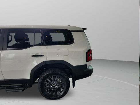 Certified 2025 Toyota Land Cruiser 1958 image 31