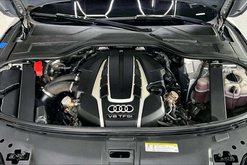 Used 2016 Audi A8 L 4.0T AWD/4WD image 32