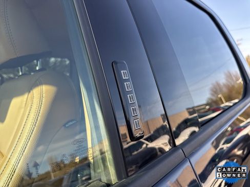 Used 2022 Ford F250 Lariat image 15