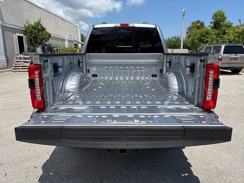 Certified 2023 Ford F250 XLT w/ Black Appearance Package AWD/4WD image 10