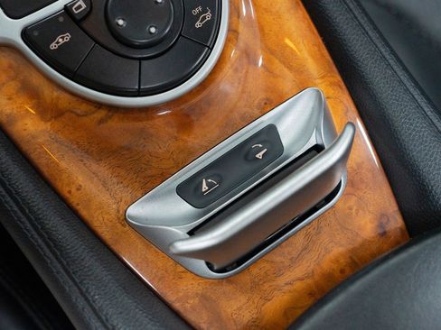 Used 2008 Mercedes-Benz SL 55 AMG image 43