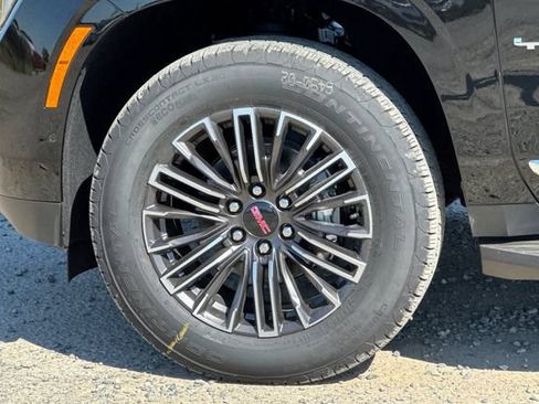 New 2026 GMC Yukon Elevation w/ Elevation Premium Package AWD/4WD image 35