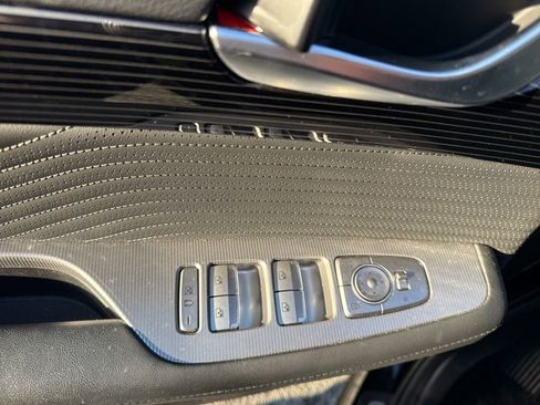 Used 2023 Hyundai Palisade Calligraphy image 16