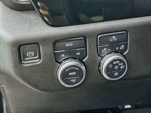 Used 2024 GMC Sierra 1500 Elevation AWD/4WD image 22