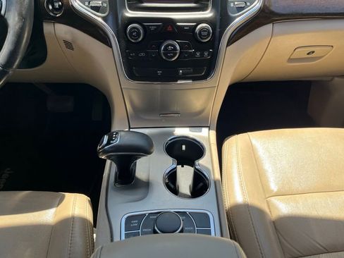 Used 2014 Jeep Grand Cherokee Laredo w/ Quick Order Package 23E image 35