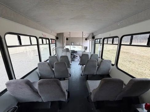 Used 2013 Ford E-350 and Econoline 350 Super Duty w/ Shuttle Bus Prep Pkg RWD image 35
