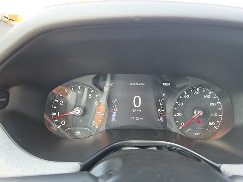 Used 2024 Jeep Compass Latitude AWD/4WD image 23