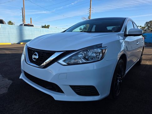 Used 2019 Nissan Sentra S image 7