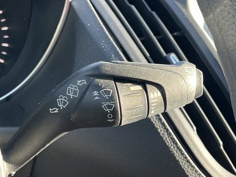 Used 2016 Ford Escape SE w/ Equipment Group 201A image 38