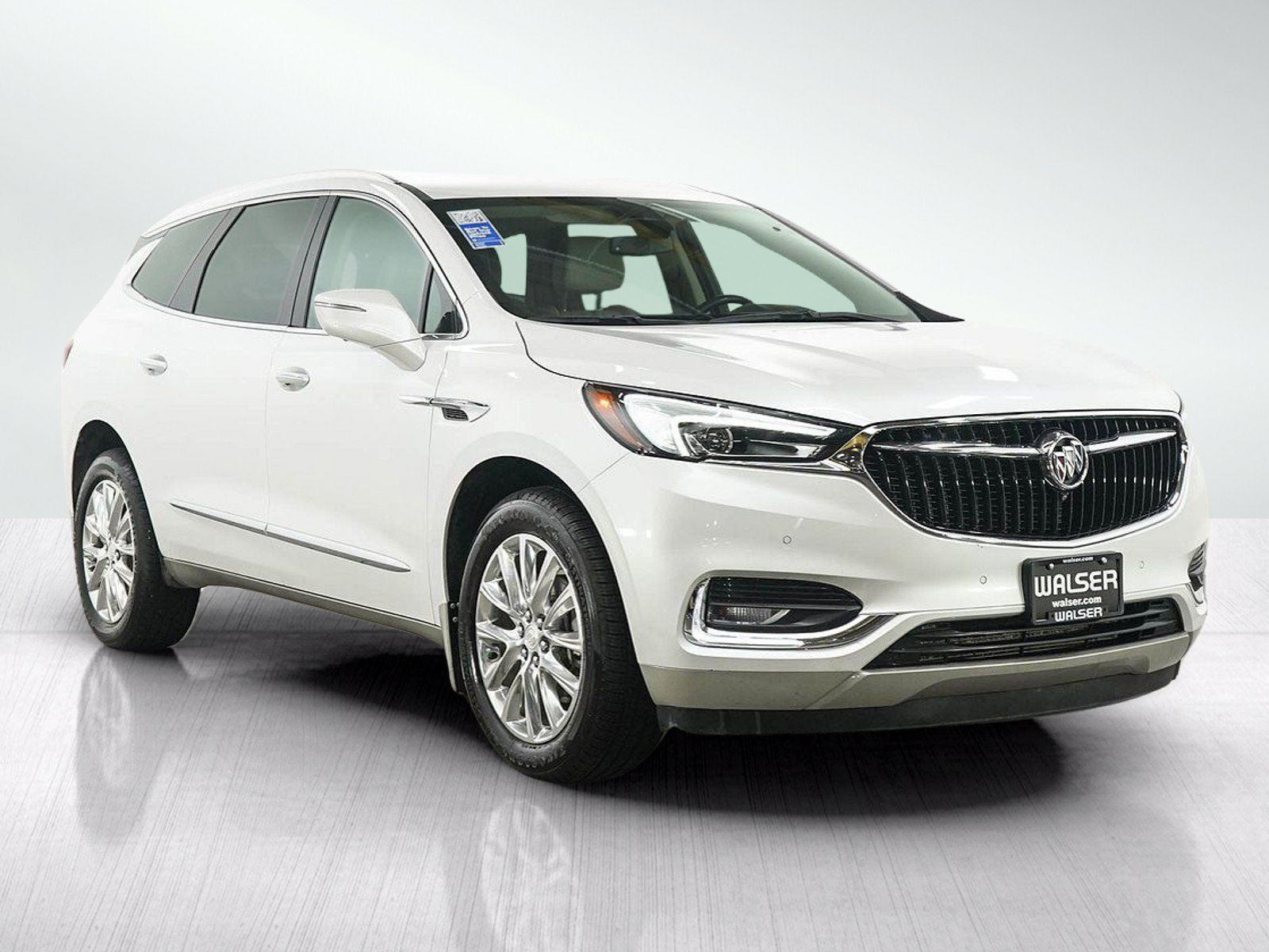 Used 2020 Buick Enclave Premium w/ Surround and Sites Package AWD/4WD image 7