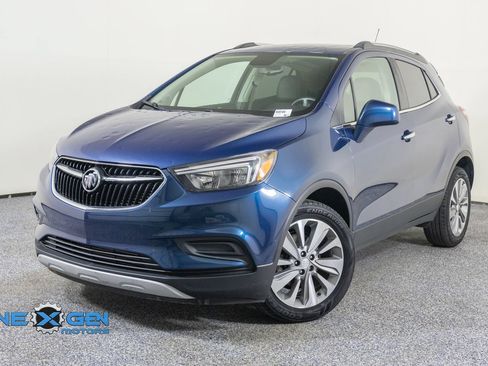 Used 2020 Buick Encore Preferred w/ Safety Package FWD image 3