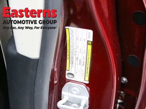Used 2023 Chrysler Voyager LX FWD image 31