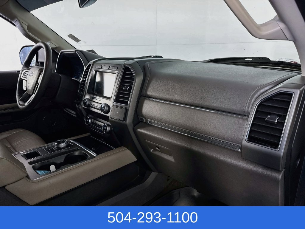 Used 2019 Ford Expedition XLT w/ Equipment Group 202A RWD image 32