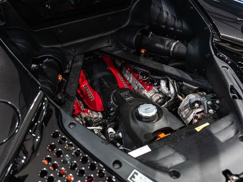 Used 2021 Ferrari SF90 Stradale image 67