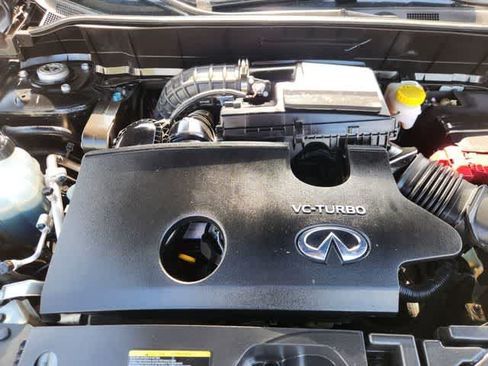 Used 2022 INFINITI QX50 Luxe w/ Appearance Package FWD image 9