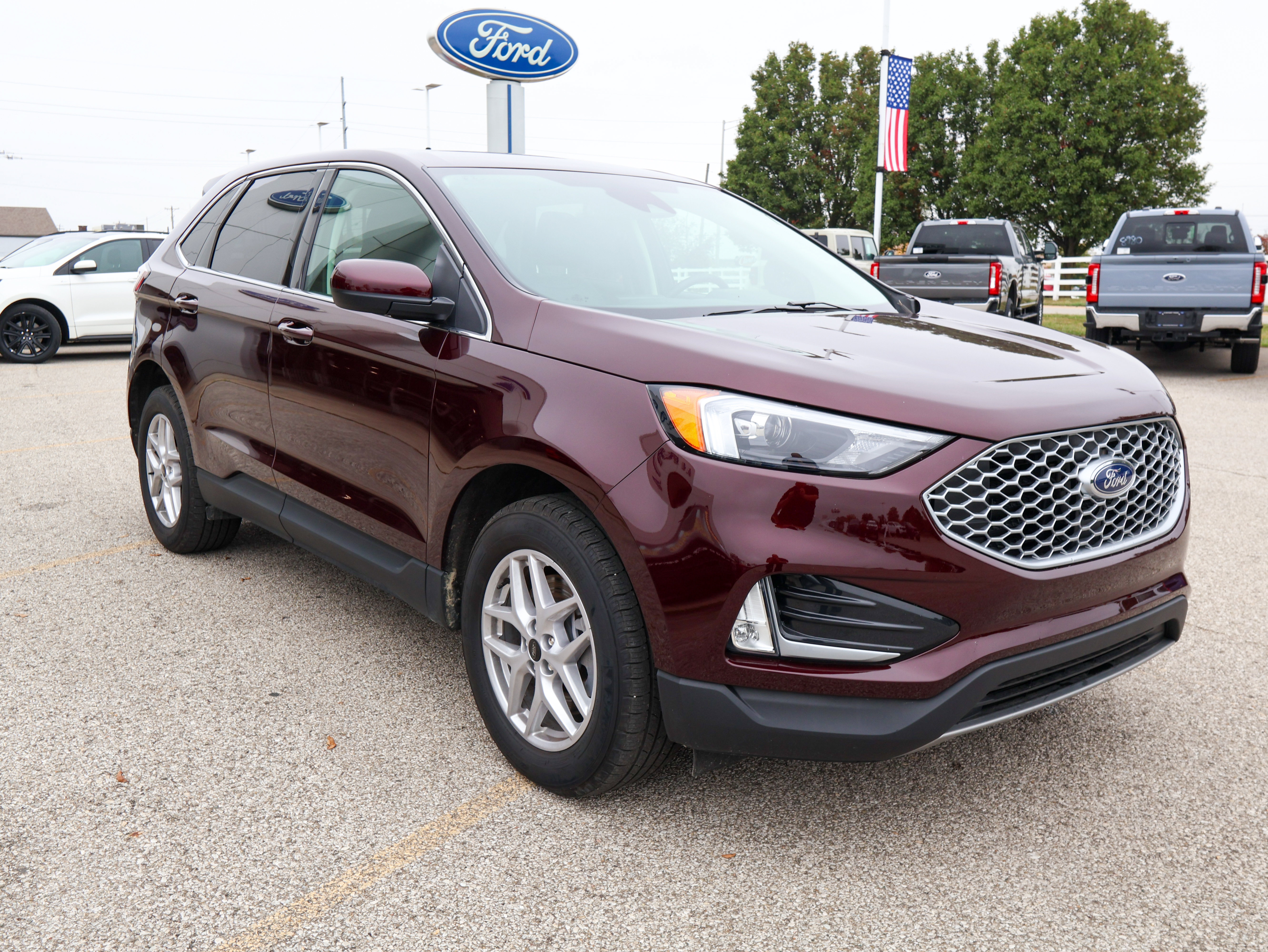 Used 2024 Ford Edge SEL w/ Convenience Package AWD/4WD image 7
