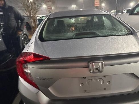 Used 2018 Honda Civic LX image 7