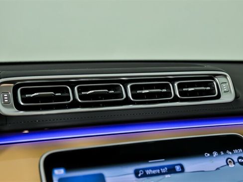 Used 2023 Mercedes-Benz Maybach S 680 4MATIC image 33