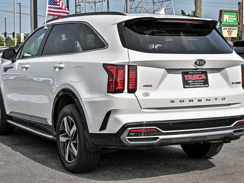 Used 2021 Kia Sorento EX AWD/4WD image 8