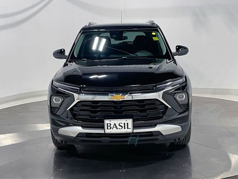 Used 2025 Chevrolet TrailBlazer LT w/ Driver Confidence Package AWD/4WD image 9