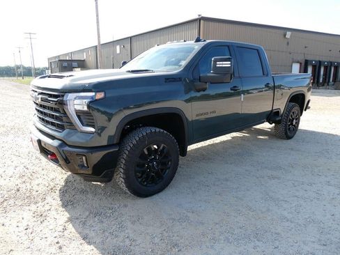 New 2026 Chevrolet Silverado 2500 LT w/ Trail Boss Package AWD/4WD image 8