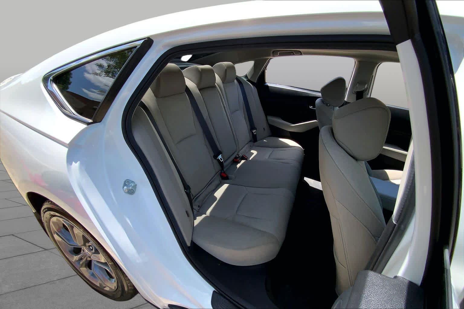 Used 2024 Honda Accord EX image 21