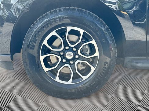 Used 2024 Ford Expedition XLT AWD/4WD image 33
