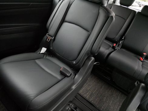 Certified 2026 Honda Odyssey EX-L image 12