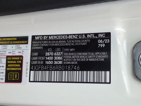 Certified 2024 Mercedes-Benz GLE 350 4MATIC image 39