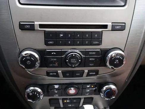 Used 2012 Ford Fusion SE FWD image 26