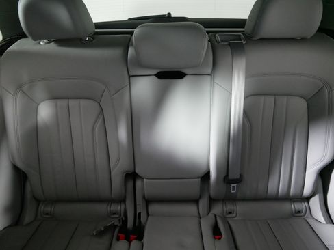 Used 2018 Audi Q5 2.0T Premium image 13