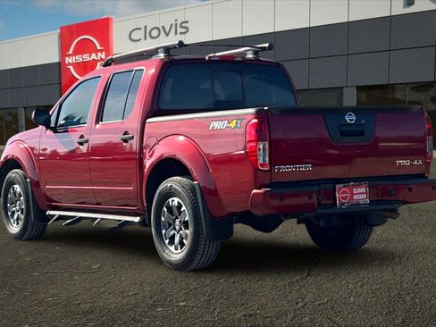 Used 2021 Nissan Frontier PRO-4X w/ Pro-4x Utility Package image 7
