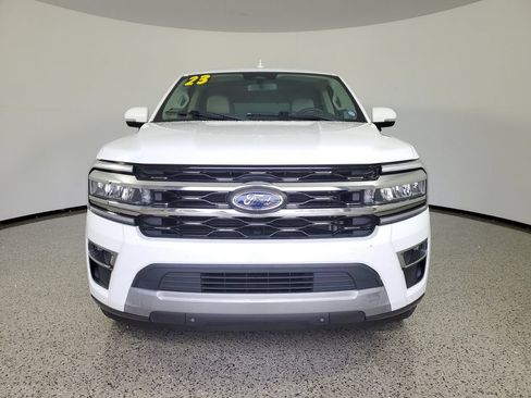 Used 2023 Ford Expedition Limited RWD image 2