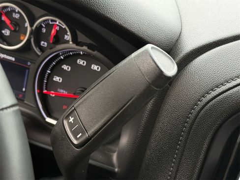 Used 2023 Chevrolet Silverado 2500 LT w/ Convenience Package image 21