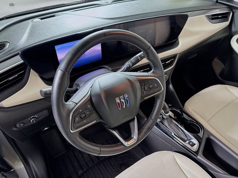 Used 2024 Buick Encore GX Preferred image 11