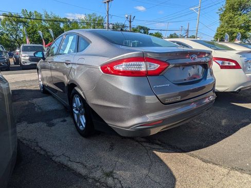 Used 2013 Ford Fusion SE image 5