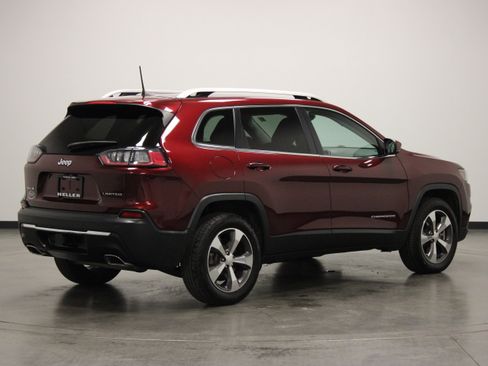 Used 2019 Jeep Cherokee Limited w/ Technology Group AWD/4WD image 8