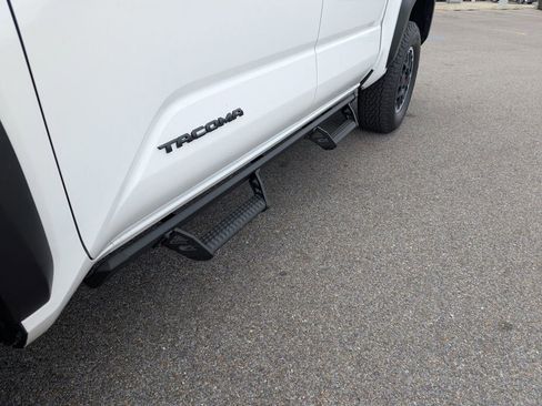 New 2026 Toyota Tacoma TRD Off-Road image 9