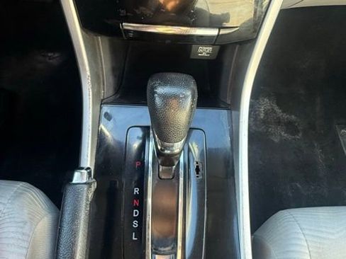 Used 2017 Honda Accord LX image 25