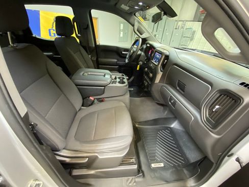 Used 2022 Chevrolet Silverado 1500 Custom w/ LPO, Dark Essentials Package AWD/4WD image 27