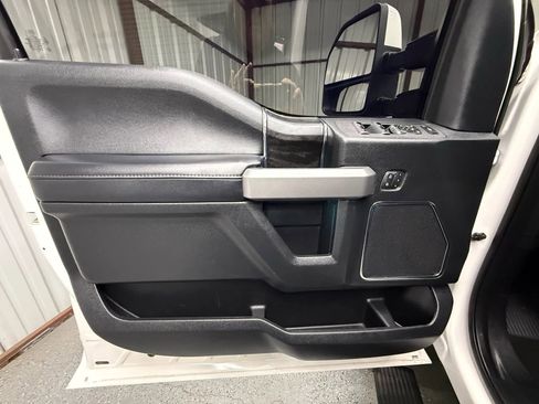 Used 2019 Ford F250 Platinum w/ Platinum Ultimate Package image 10