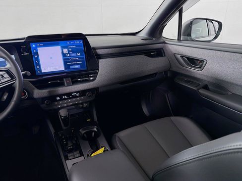 Used 2026 Subaru Outback Premium AWD/4WD image 28