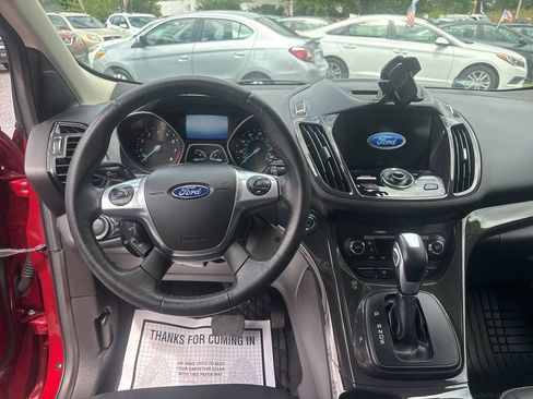 Used 2016 Ford Escape Titanium w/ Equipment Group 301A FWD image 12