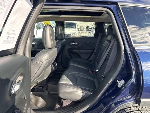 Used 2016 Jeep Cherokee Limited image 19